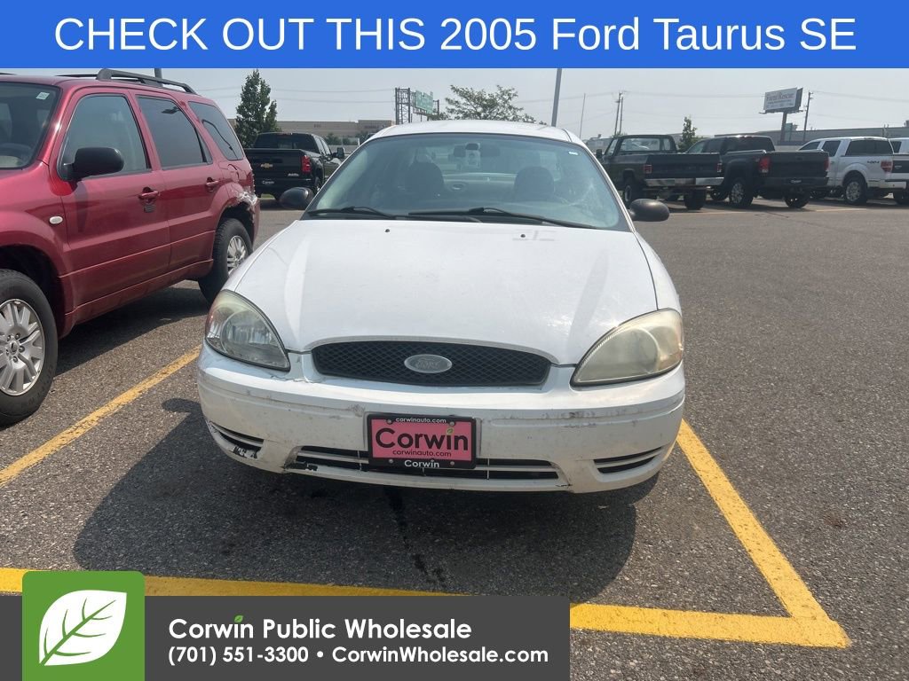 Used 2005 Ford Taurus SE