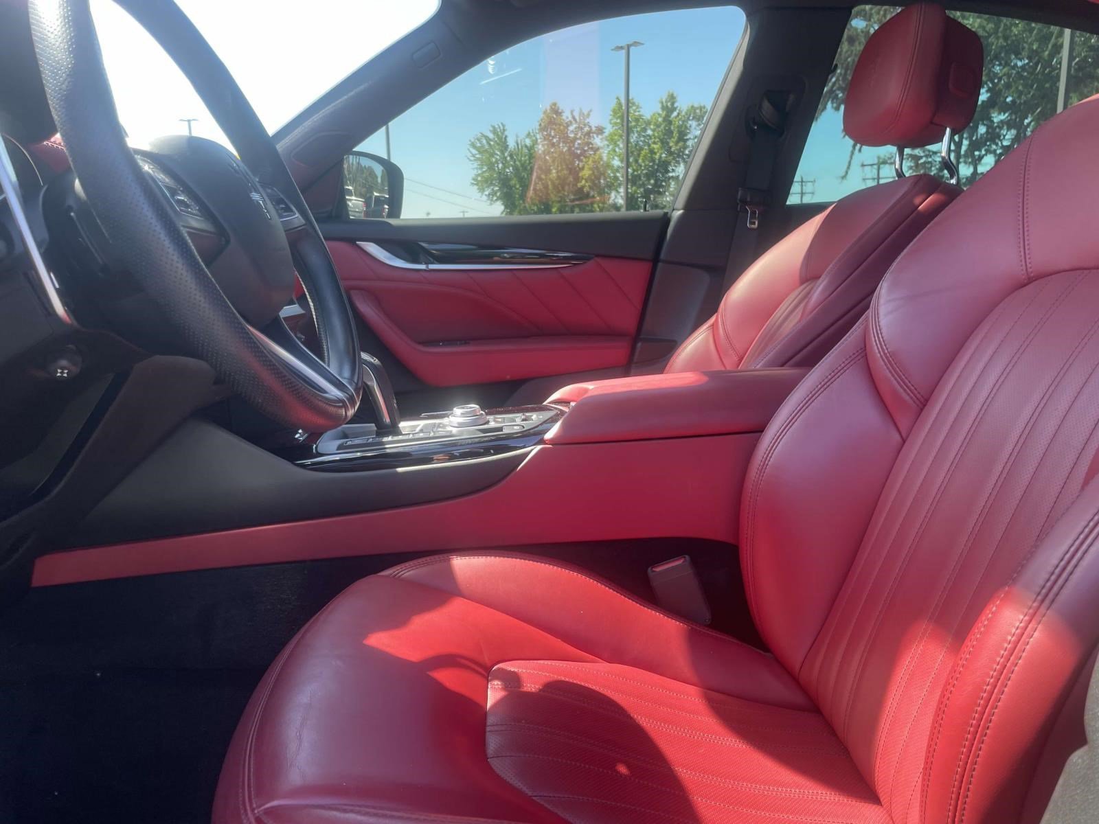 Used 2021 Maserati Levante S AWD/4WD image 15