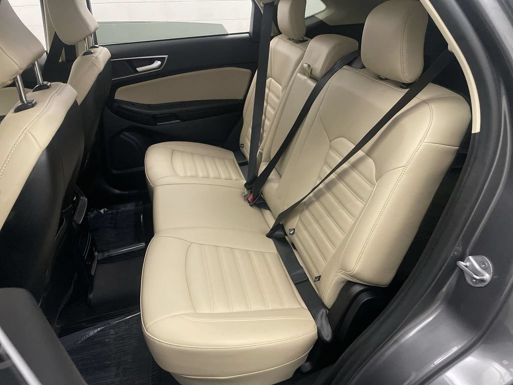 Used 2023 Ford Edge SEL w/ Convenience Package AWD/4WD image 17