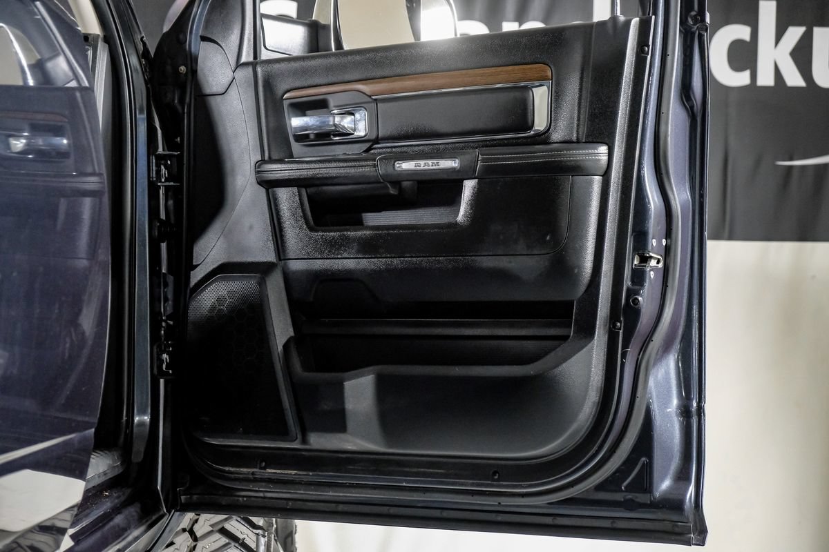 Used 2018 RAM 3500 Laramie w/ Protection Group AWD/4WD image 35