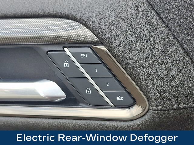 Used 2025 GMC Sierra 2500 AT4 image 9