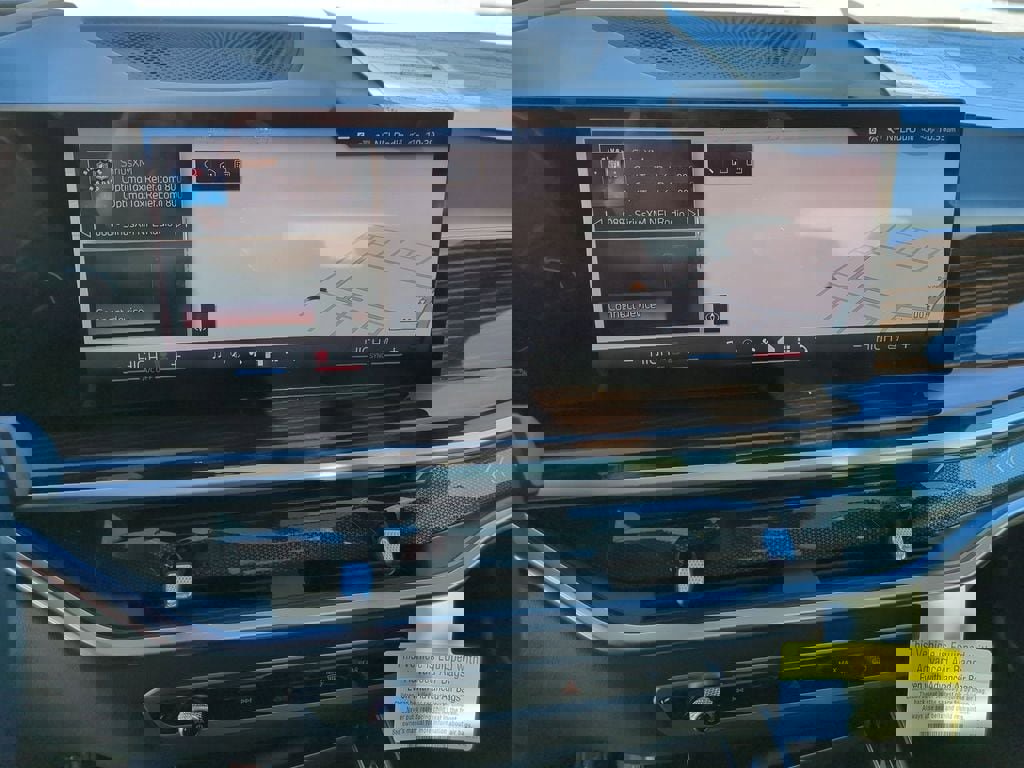 New 2026 BMW X5 xDrive50e w/ Executive Package image 15