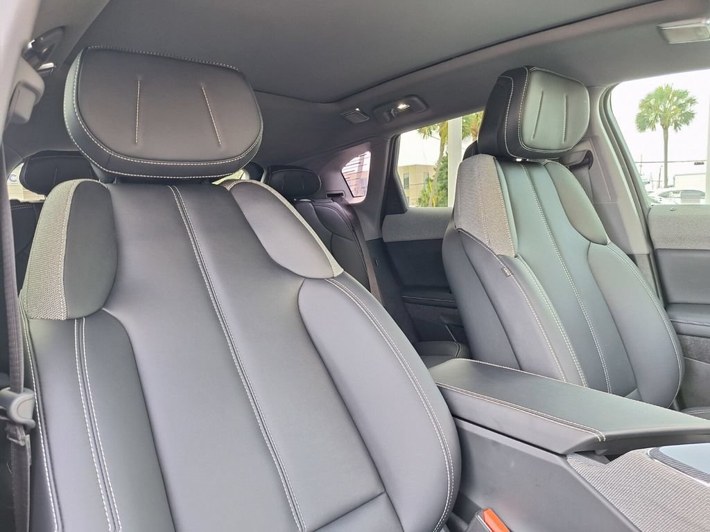 Certified 2026 Cadillac Optiq Sport 1 RWD image 29