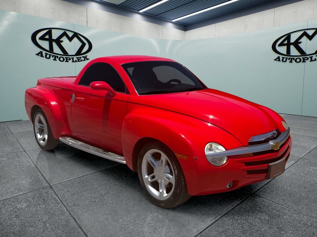 Used 2004 Chevrolet SSR w/ Preferred Equipment Group