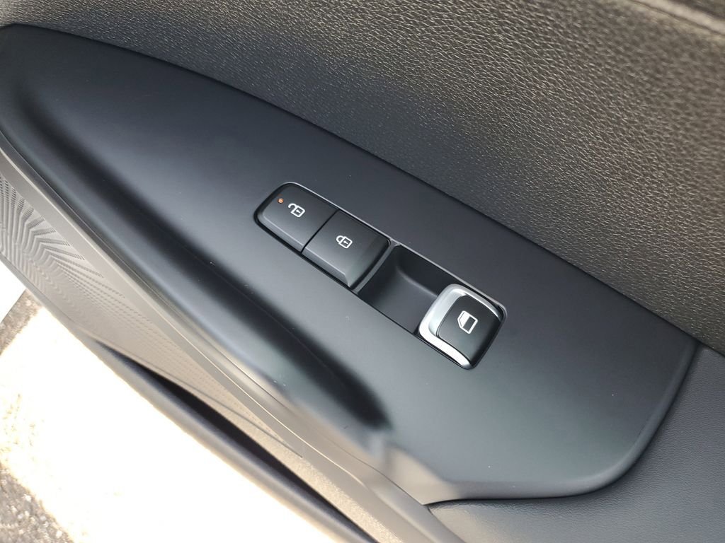 New 2026 Kia K5 LXS FWD image 15