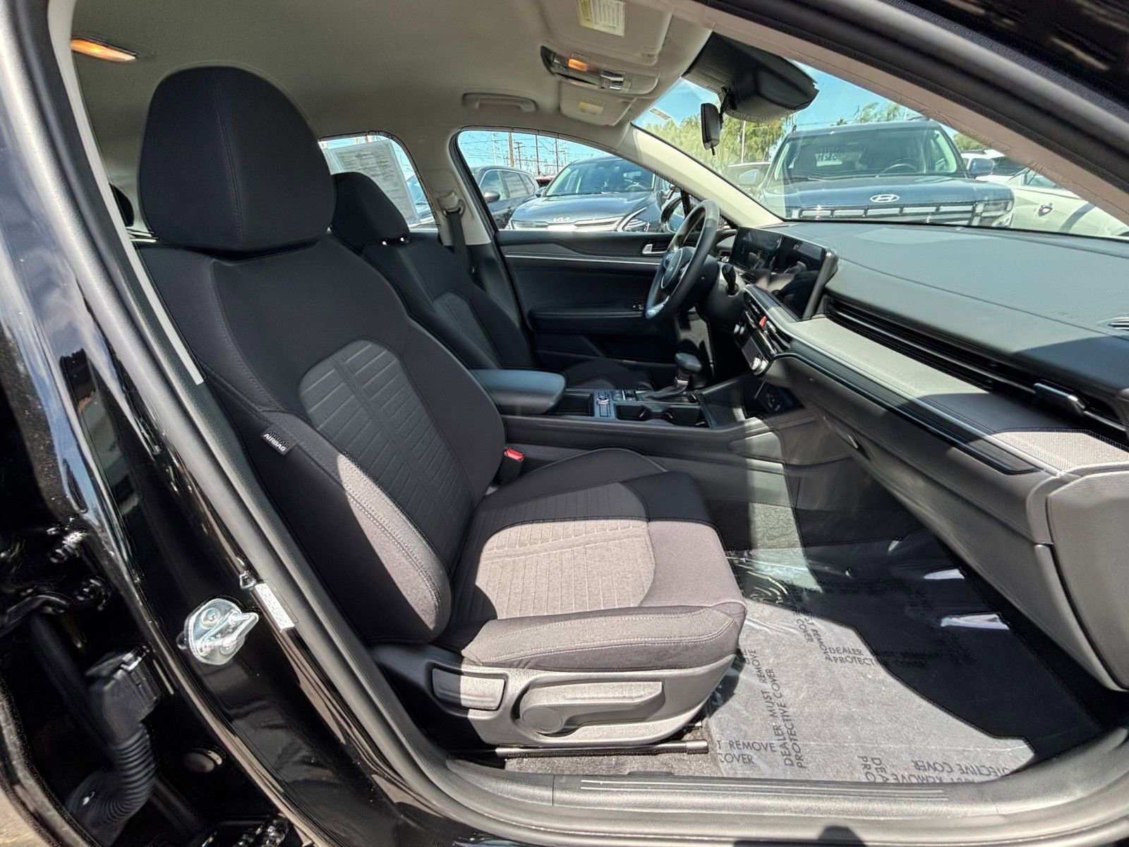 Used 2025 Kia K5 LXS image 25