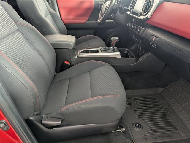 Used 2023 Toyota Tacoma SR5 AWD/4WD image 33