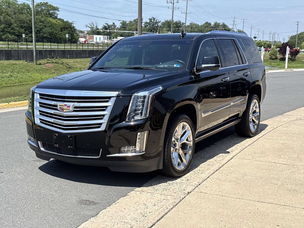 Used 2019 Cadillac Escalade Platinum AWD/4WD image 21