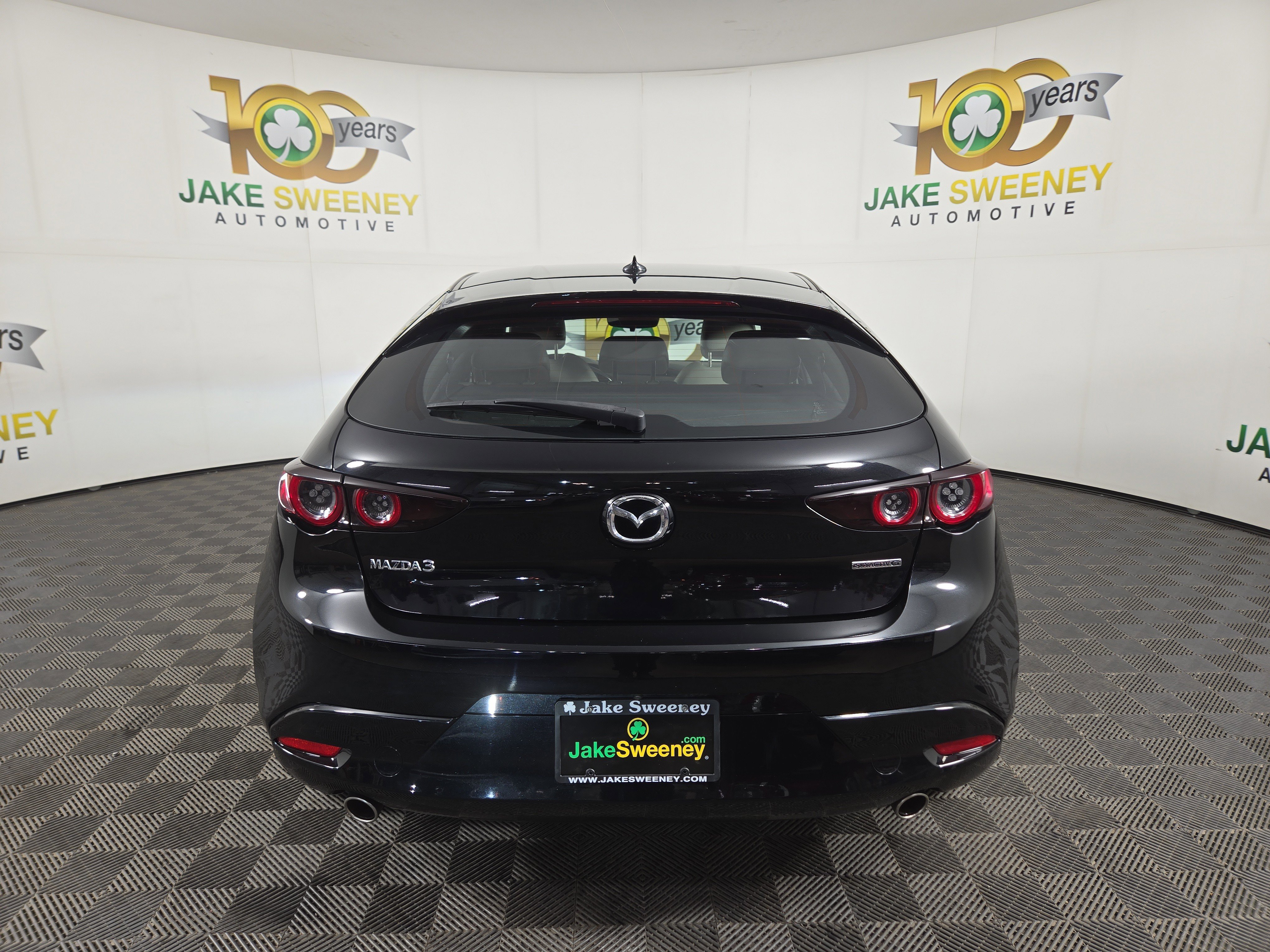 Used 2019 MAZDA MAZDA3 Hatchback w/ Preferred Package image 9