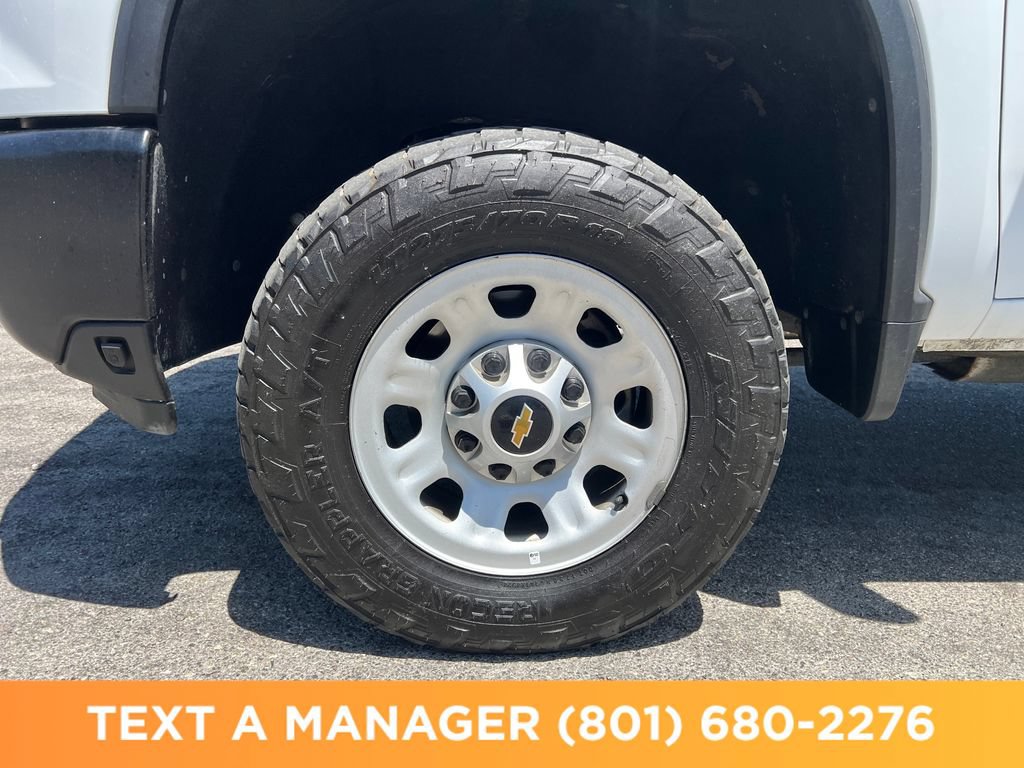 Used 2025 Chevrolet Silverado 3500 W/T AWD/4WD image 23