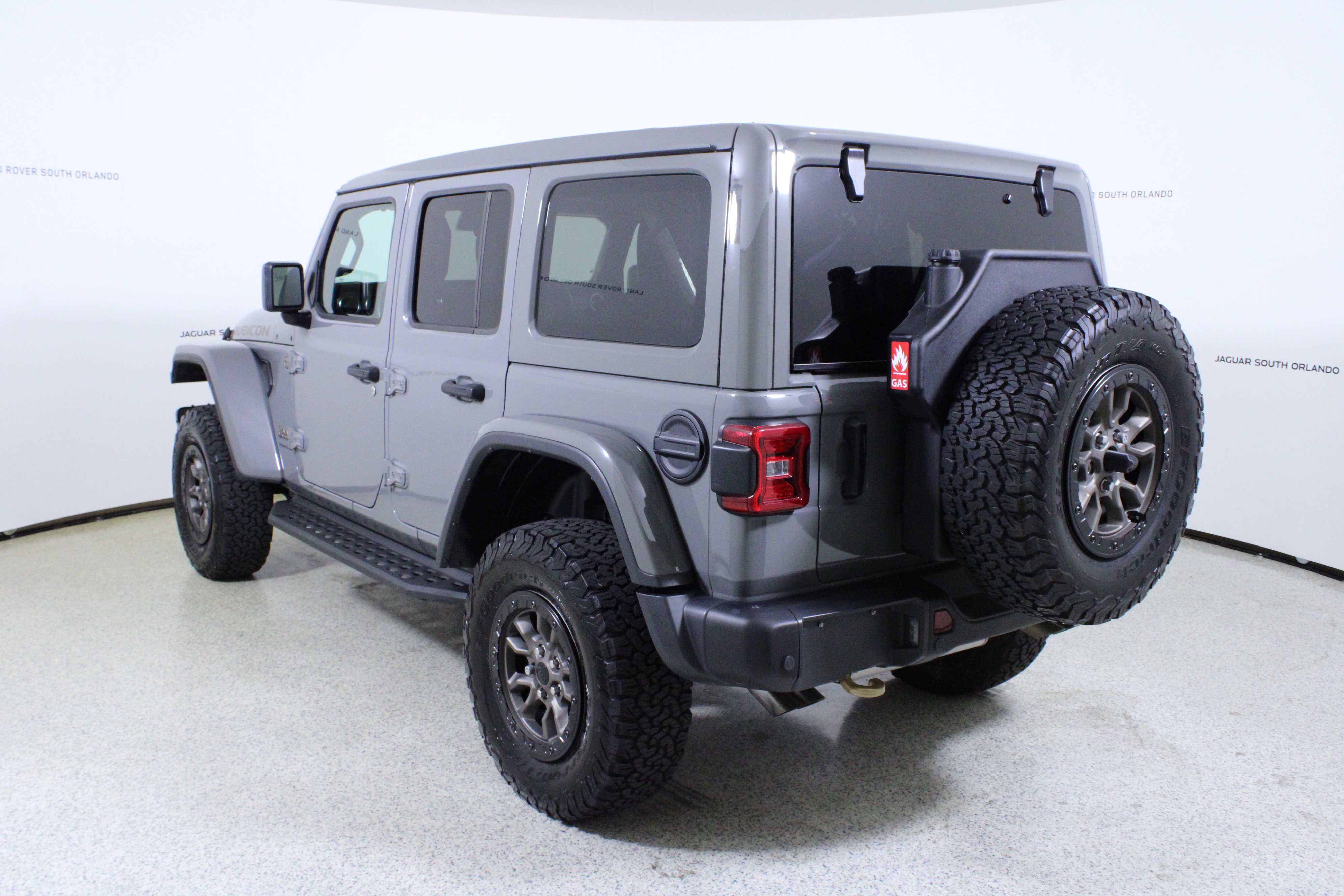 Used 2023 Jeep Wrangler Unlimited Rubicon 392 image 5
