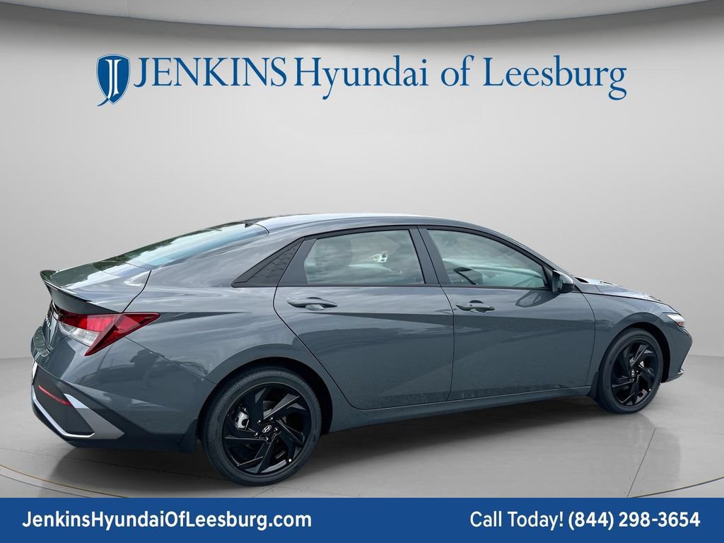 New 2026 Hyundai Elantra Sport FWD image 5