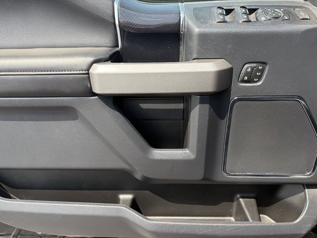 Used 2022 Ford F350 Platinum image 21