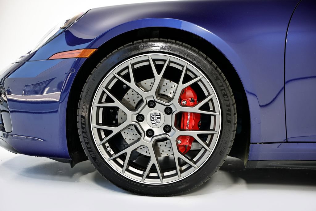 Certified 2024 Porsche 911 Targa 4S AWD/4WD image 13