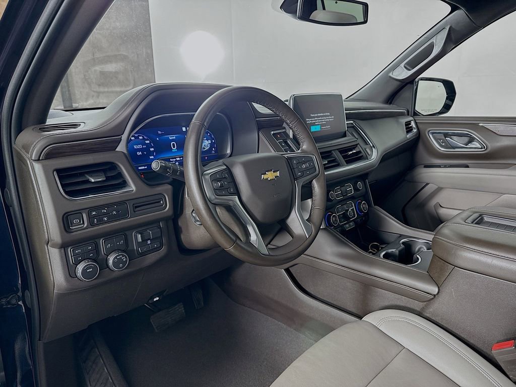 Used 2023 Chevrolet Tahoe LT w/ LT Signature Package AWD/4WD image 9
