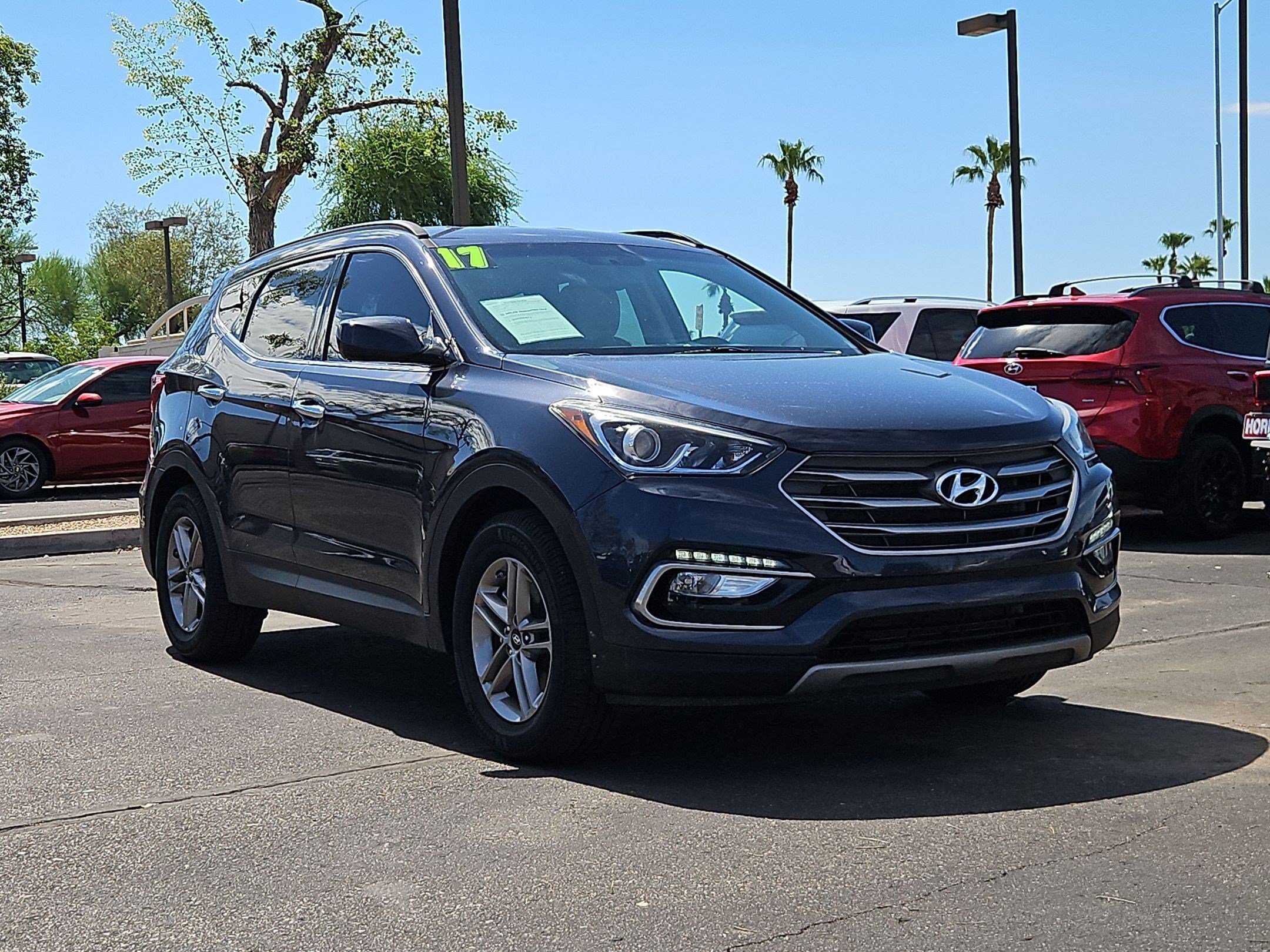 Used 2017 Hyundai Santa Fe Sport FWD image 3