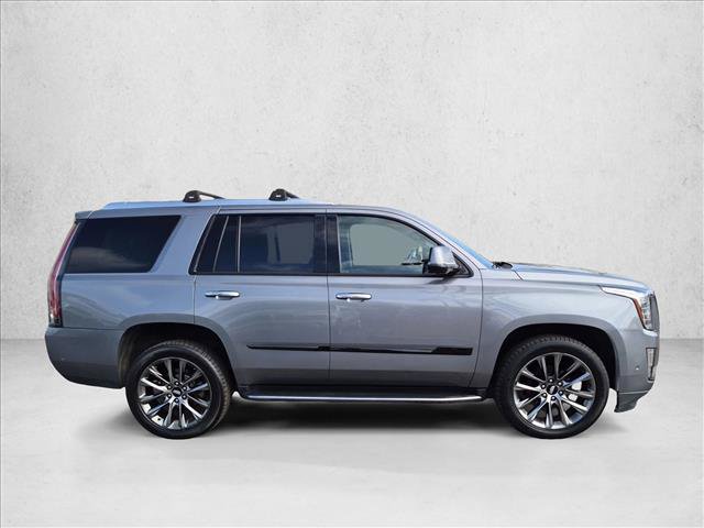 Used 2020 Cadillac Escalade Luxury w/ Escalade Sport Edition AWD/4WD image 5