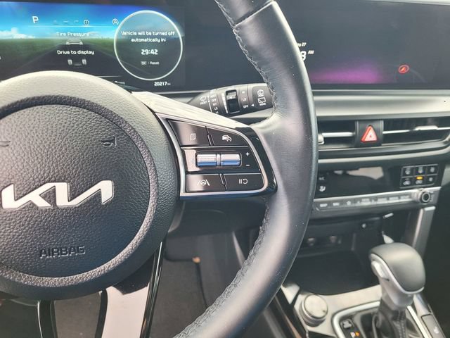 Used 2024 Kia Seltos EX FWD image 20