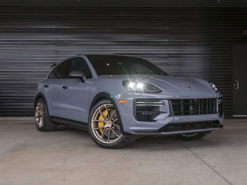 Certified 2026 Porsche Cayenne Turbo GT image 9
