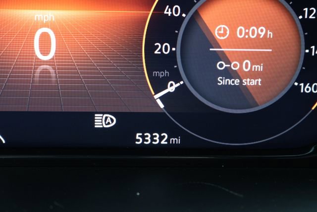 Used 2025 Volkswagen Atlas Cross Sport SEL Premium R-Line image 26