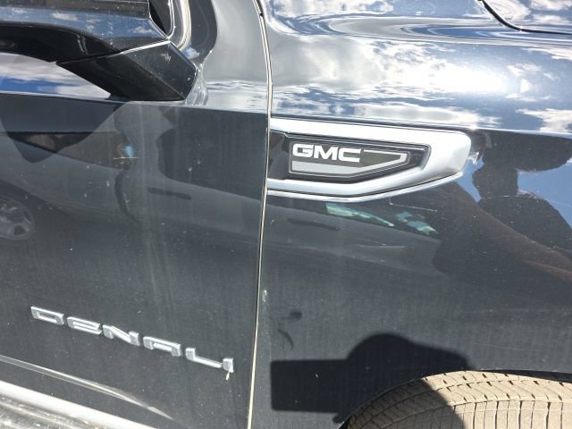 Used 2024 GMC Yukon Denali AWD/4WD image 17