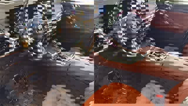 Used 2026 BMW X6 xDrive40i image 28