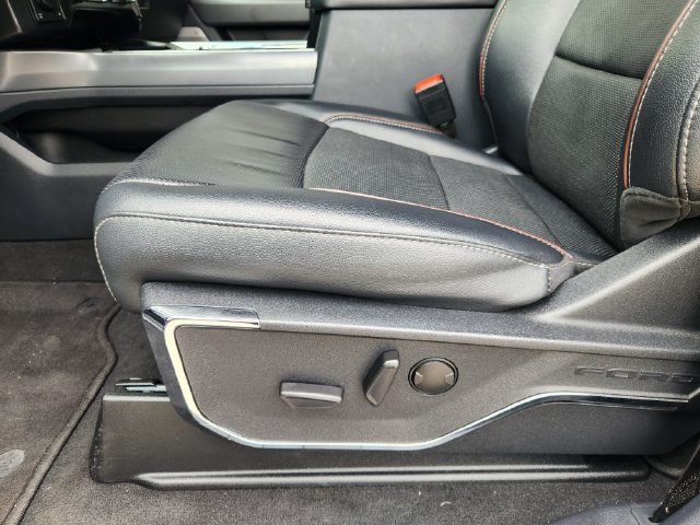 Used 2024 Ford F250 Lariat w/ Chrome Package AWD/4WD image 23