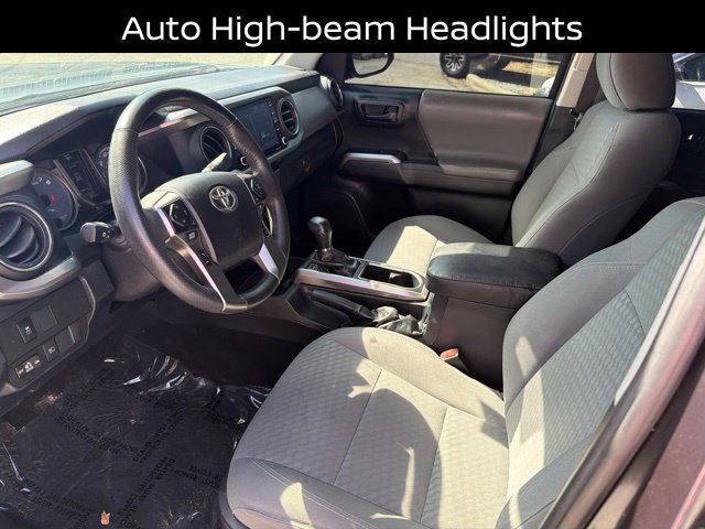 Used 2021 Toyota Tacoma SR5 RWD image 23
