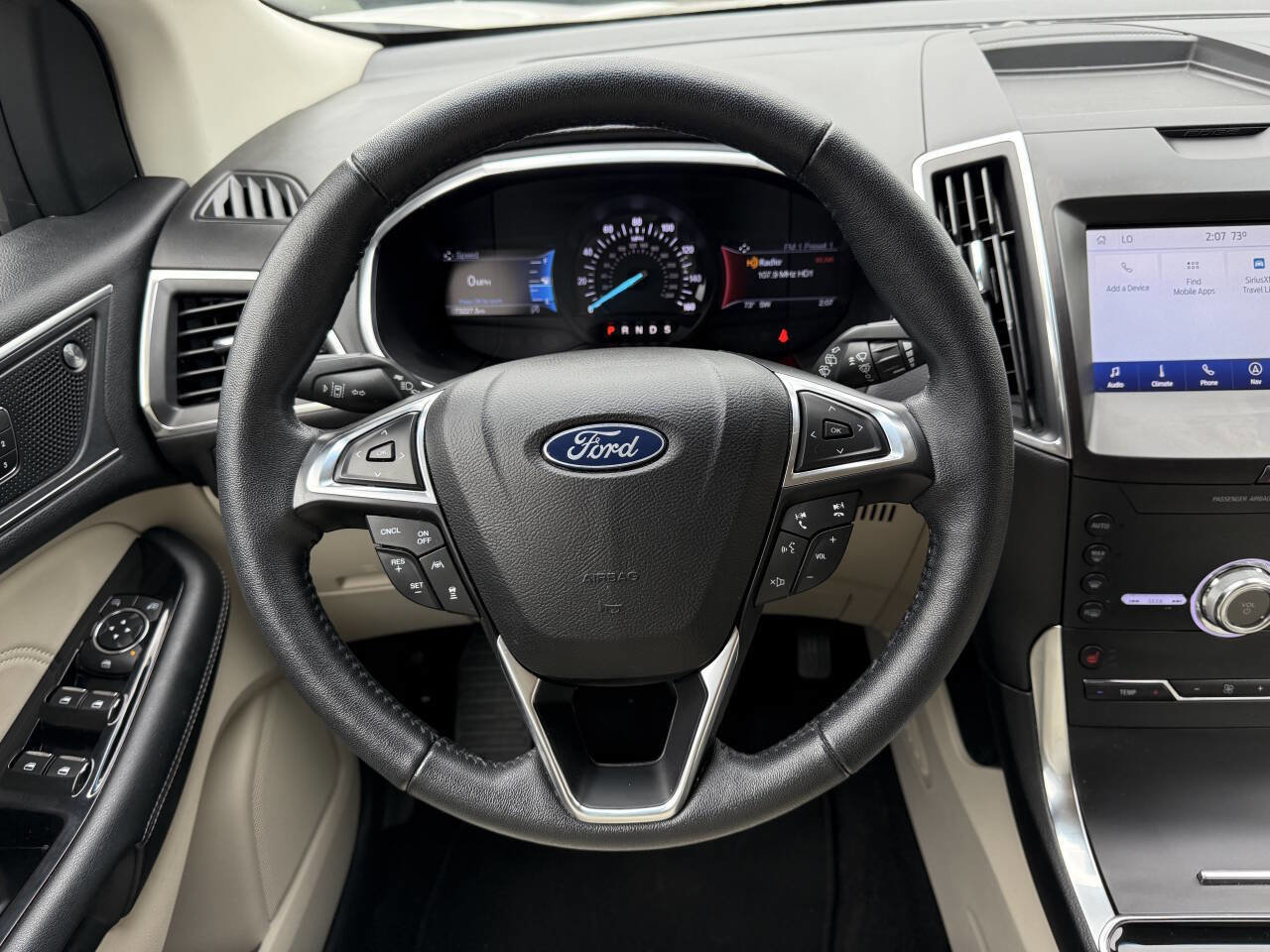 Used 2020 Ford Edge Titanium image 18