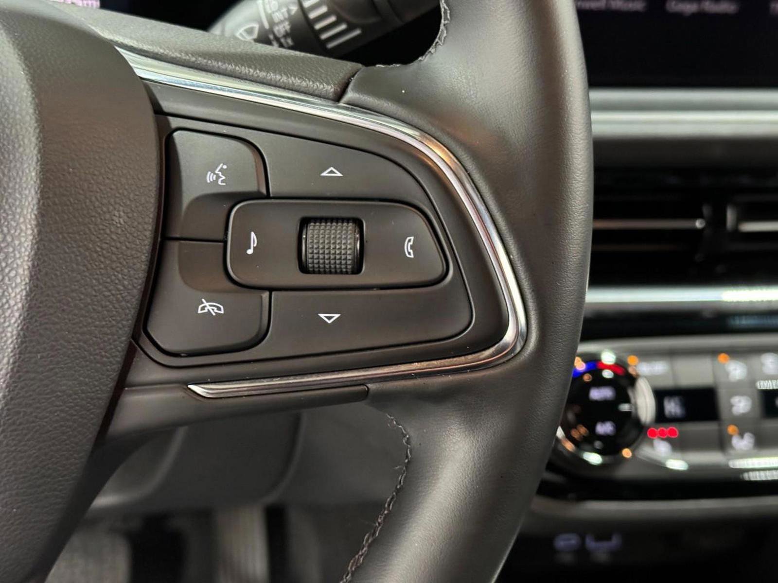 Used 2024 Buick Envista Sport Touring w/ Convenience I Package image 30