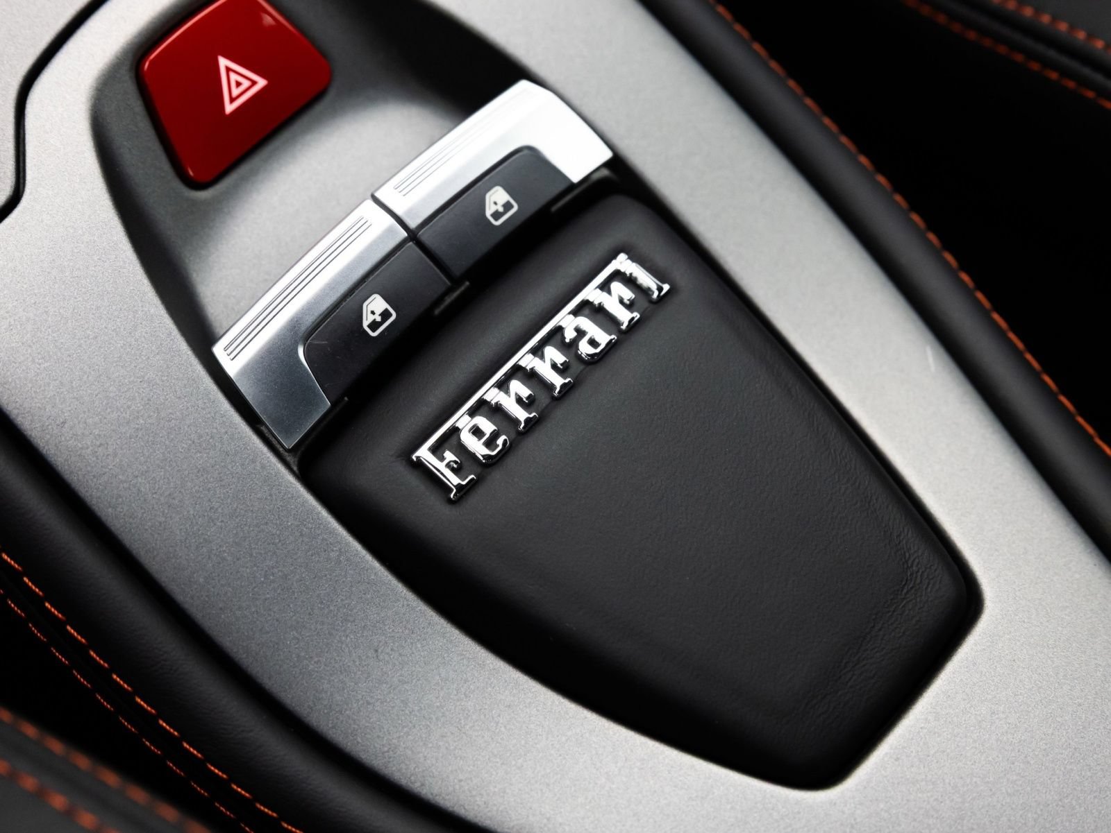 Used 2012 Ferrari 458 Italia Coupe RWD image 27