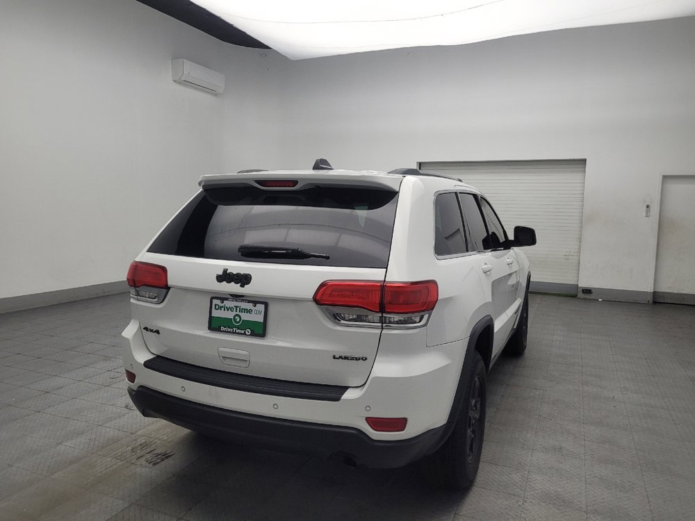 Used 2016 Jeep Grand Cherokee Laredo w/ Quick Order Package 23E image 9