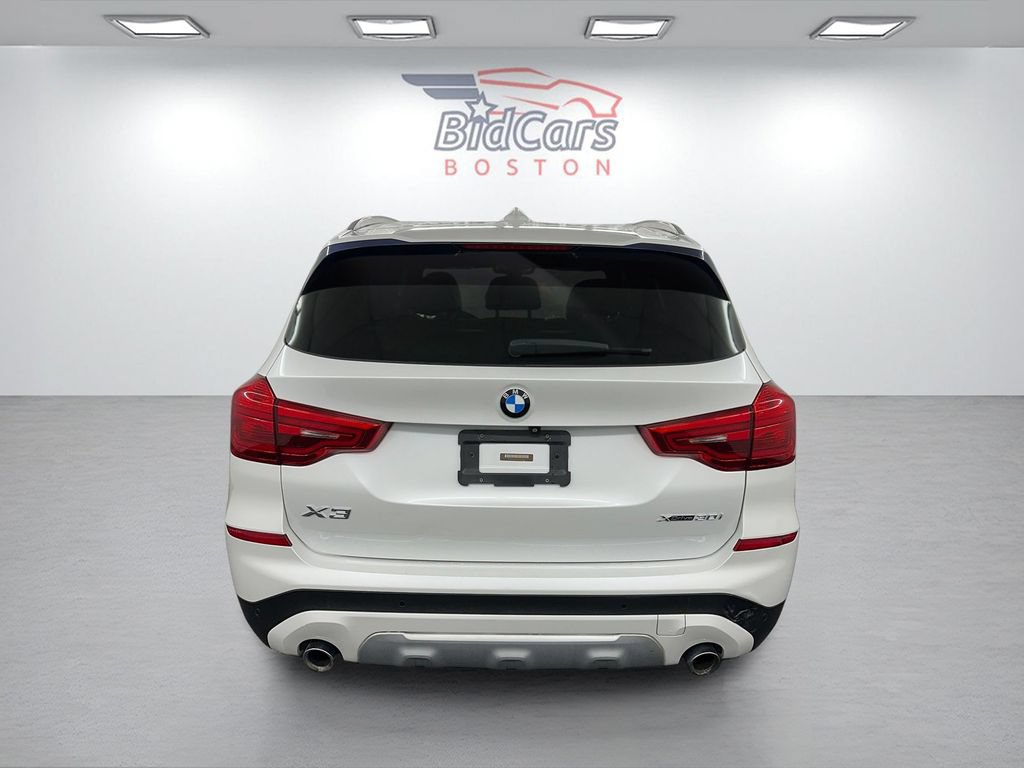Used 2018 BMW X3 xDrive30i w/ Premium Package AWD/4WD image 5