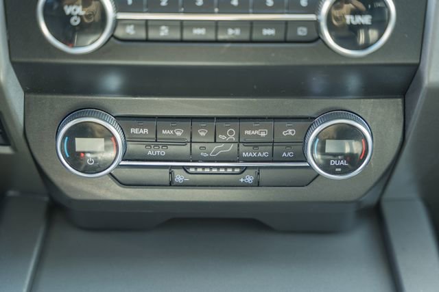 Used 2020 Ford Expedition XLT w/ Black Accent Package image 32