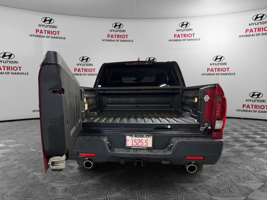 Used 2024 Honda Ridgeline Sport image 12