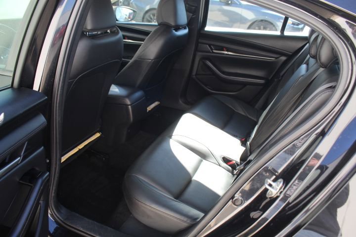 Certified 2024 MAZDA MAZDA3 s image 31