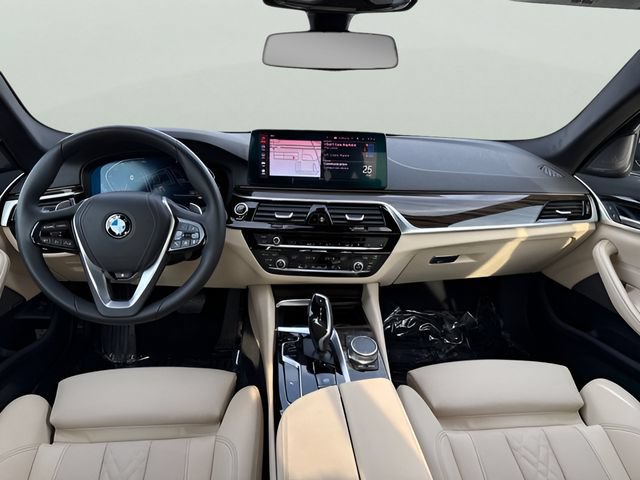 Certified 2023 BMW 530i xDrive w/ Premium Package AWD/4WD image 12