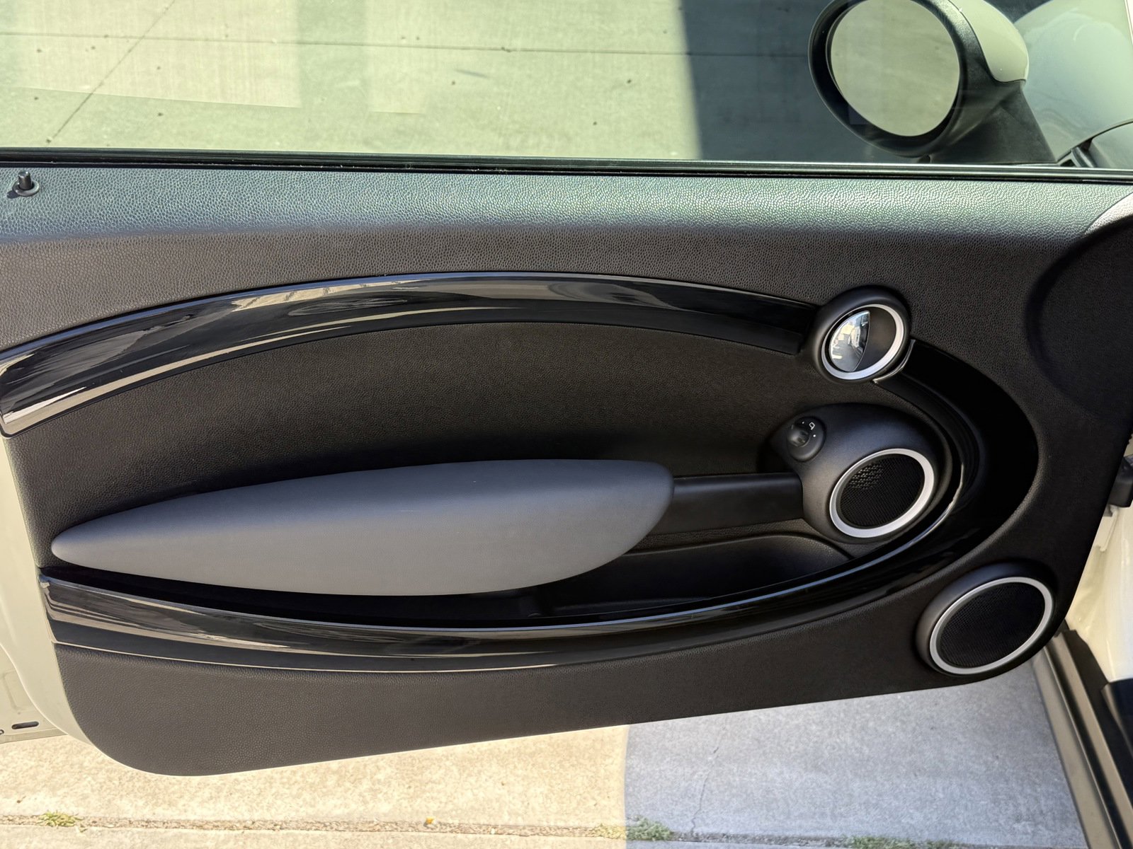 Used 2012 MINI Cooper S image 19