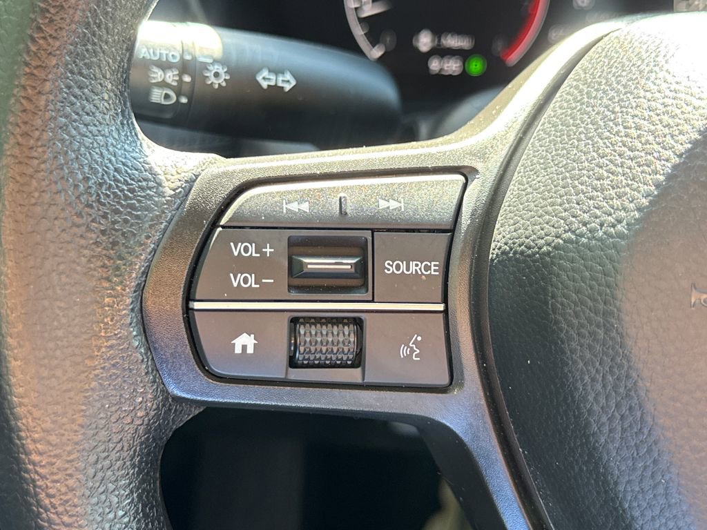 Certified 2024 Honda HR-V LX image 25