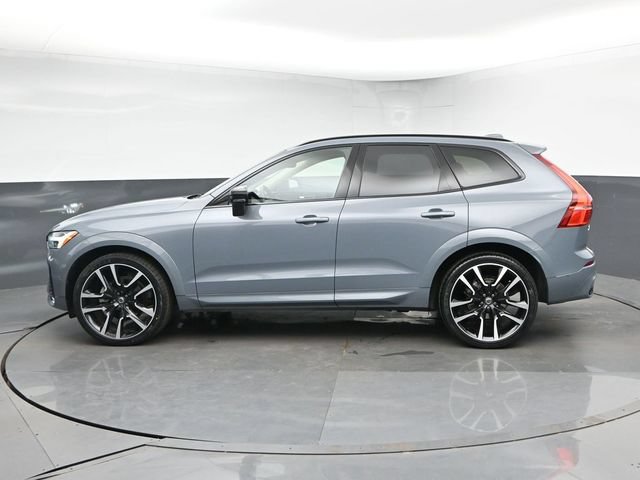 Used 2023 Volvo XC60 B5 Ultimate w/ Climate Package FWD image 6