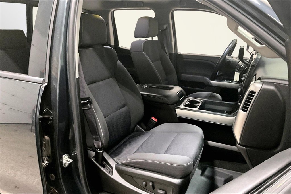 Used 2017 Chevrolet Silverado 1500 LT image 28