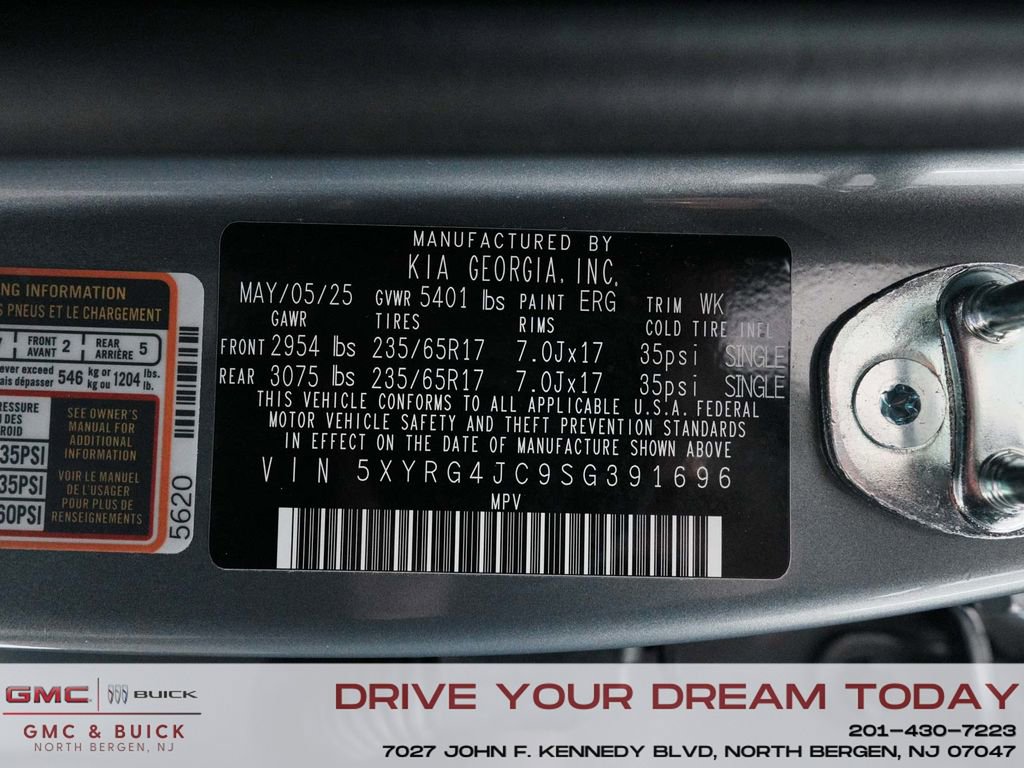 Used 2025 Kia Sorento LX image 15