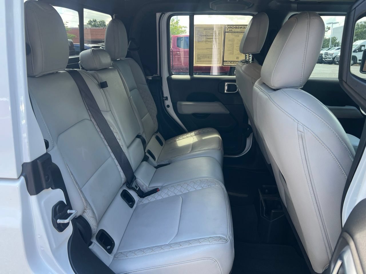 Used 2022 Jeep Gladiator Overland AWD/4WD image 20