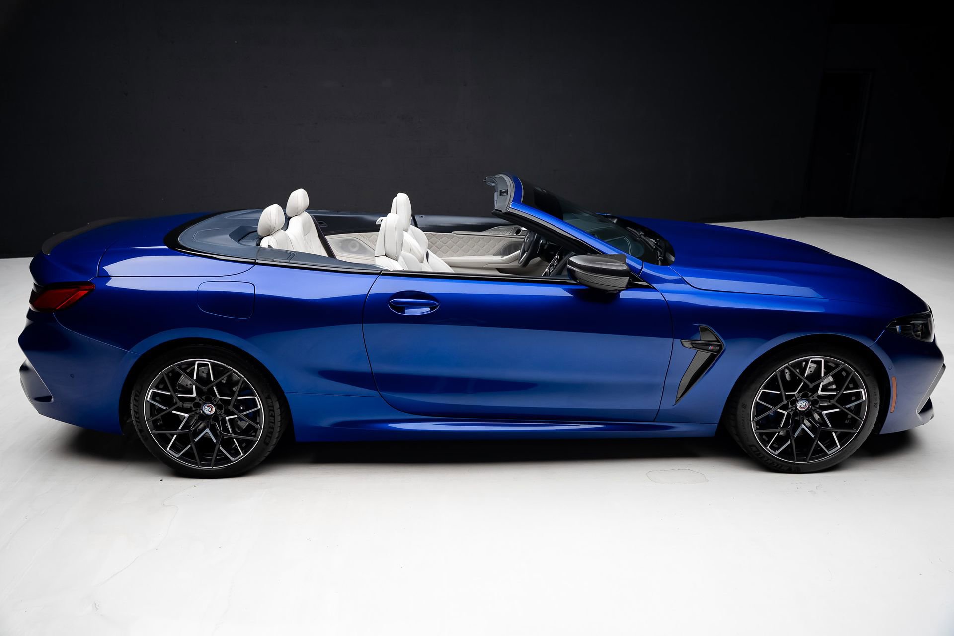 Used 2023 BMW M8 Competition w/ M Carbon Exterior Package image 40