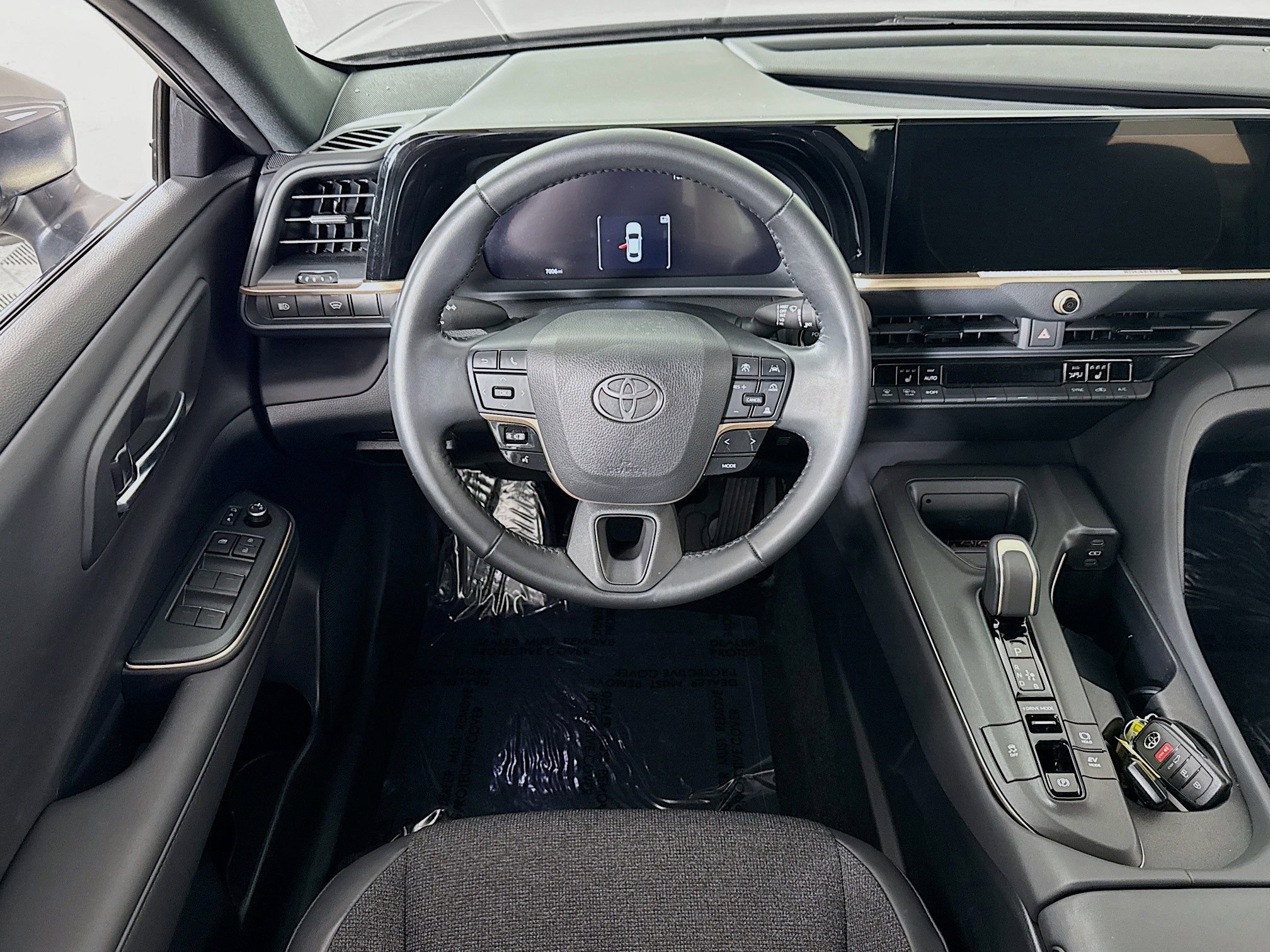 Certified 2023 Toyota Crown XLE image 18