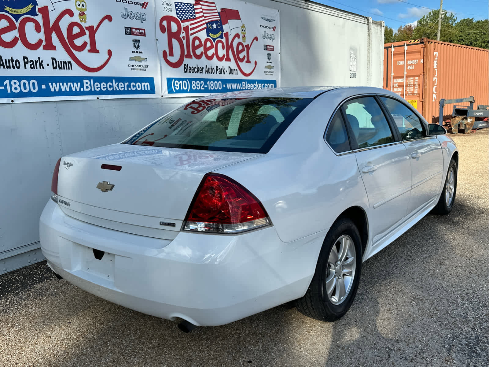 Used 2016 Chevrolet Impala Limited LS image 3