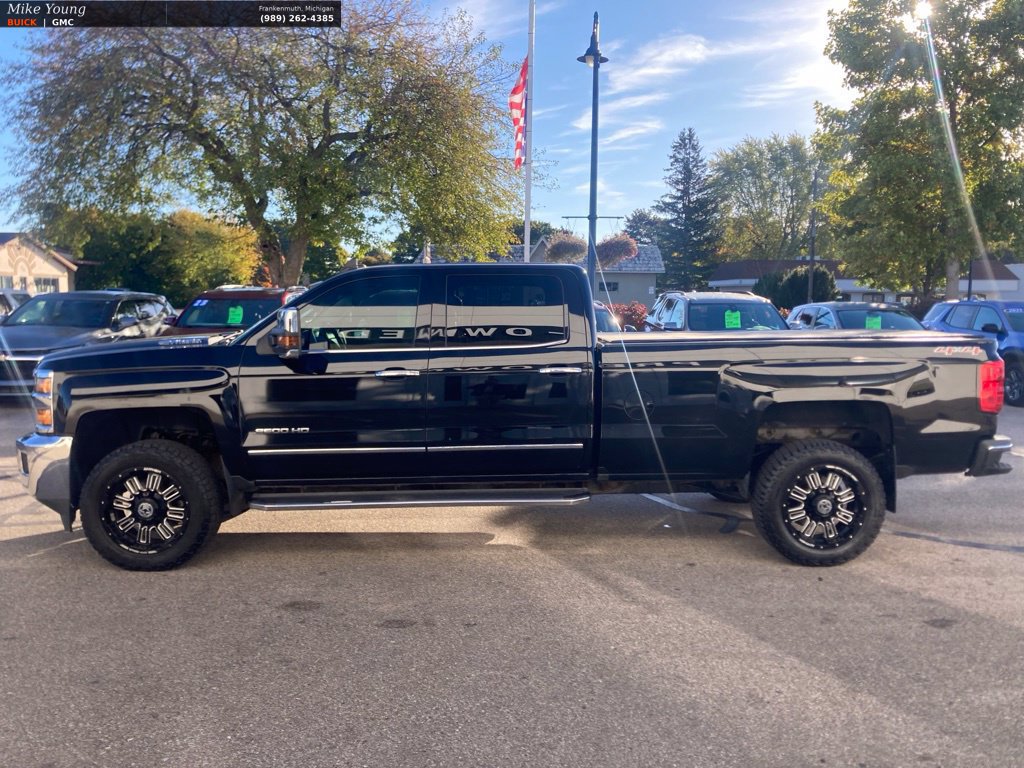 Used 2015 Chevrolet Silverado 2500 LTZ w/ Duramax Plus Package AWD/4WD image 8