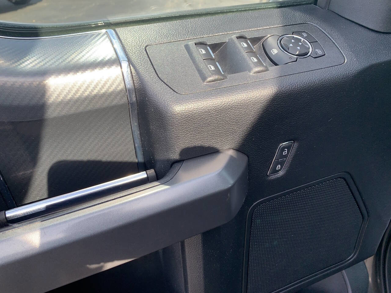 Used 2018 Ford F150 XLT w/ Equipment Group 302A Luxury image 12