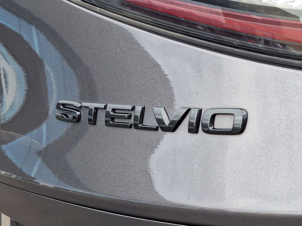 Used 2021 Alfa Romeo Stelvio Ti Sport image 36