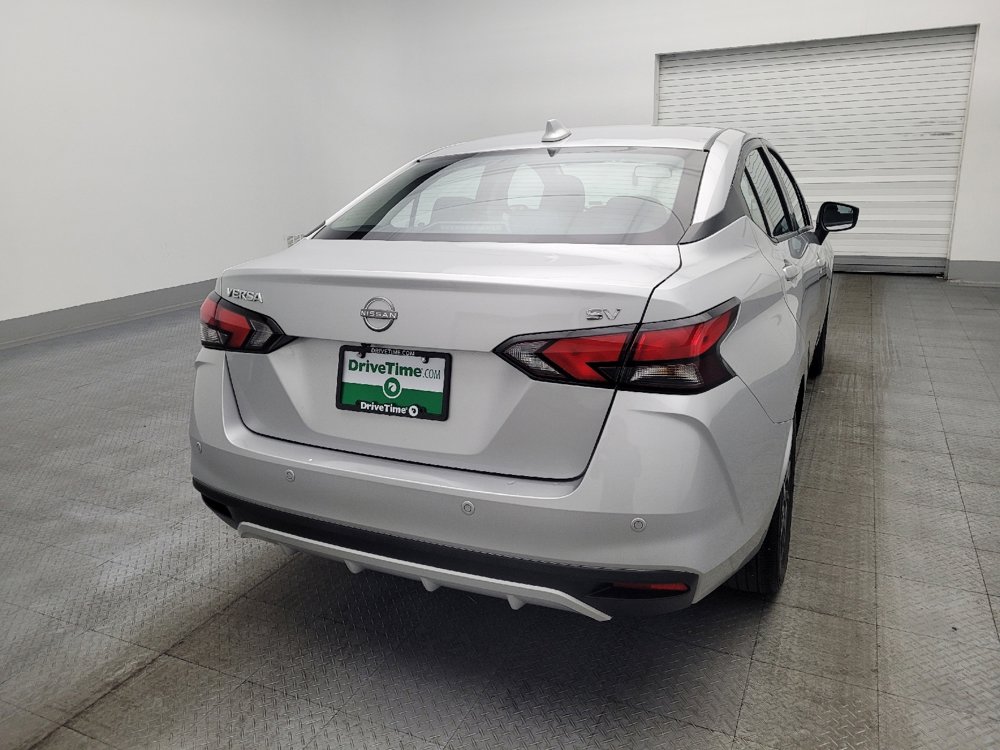 Used 2024 Nissan Versa SV image 7